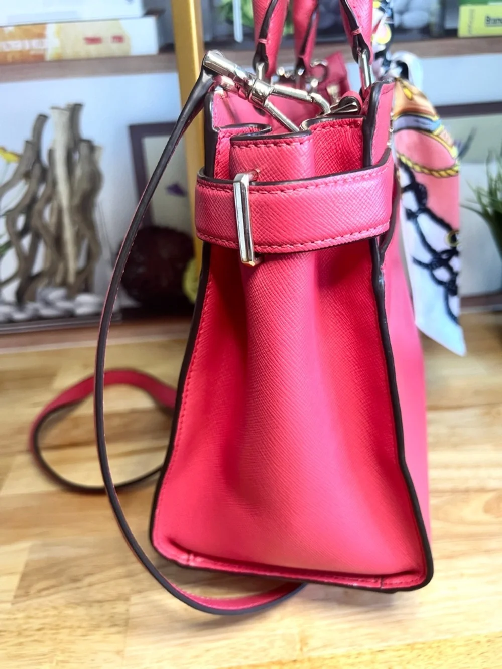 Kate Spade Medium Staci Satchel in Watermelon Gelato Crossbody - Picture 4 of 11